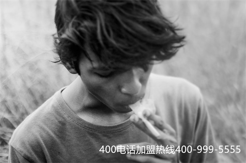 (關(guān)于400電話彩鈴內(nèi)容)(400電話如何設(shè)置專屬于企業(yè)的彩鈴？)